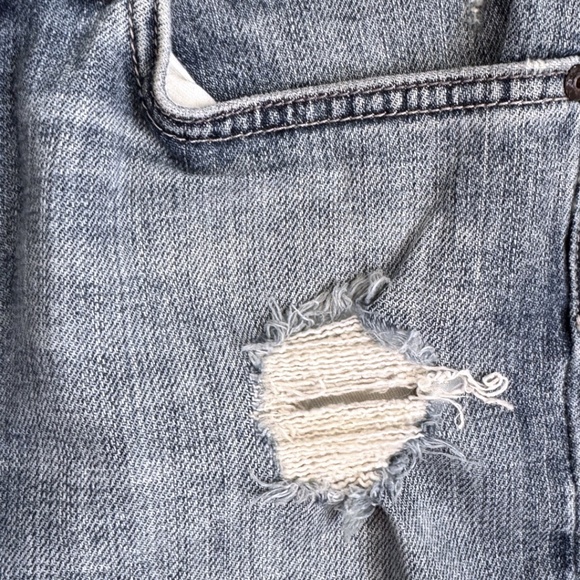 Joe's Jeans Distressed Crop / Boyfriend Denim - Picture 2 of 7